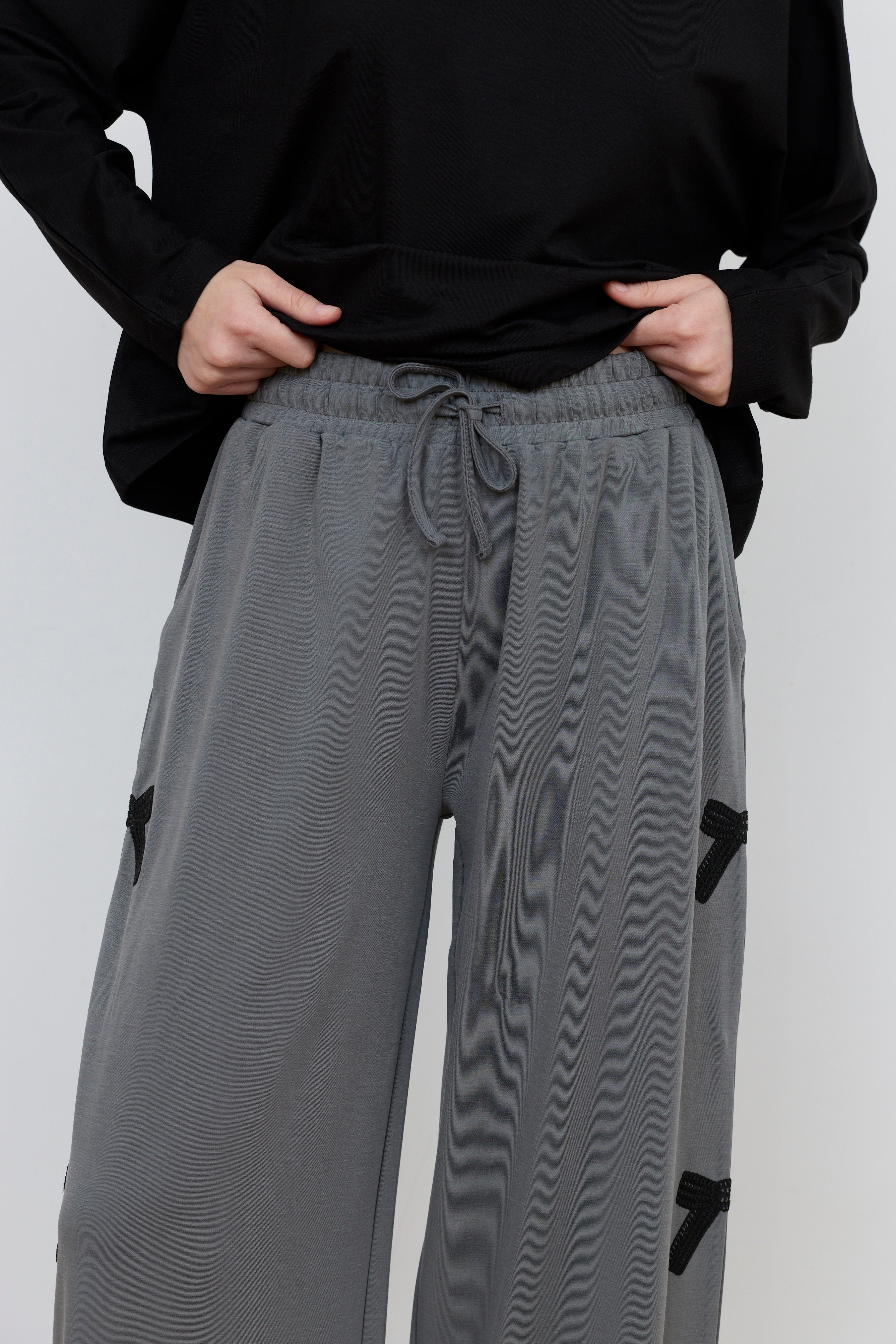 Comfort Wide-Leg Trousers