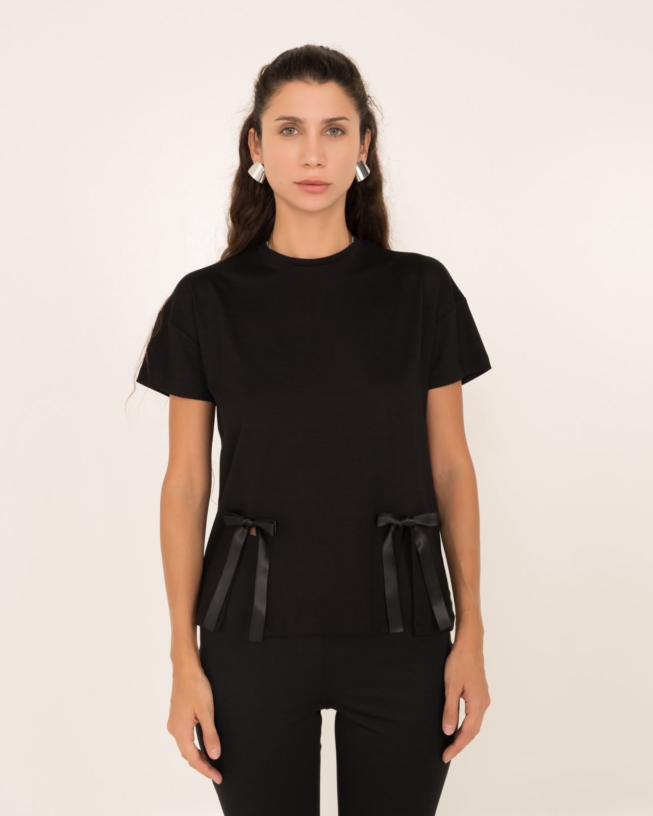 THE DOUBLE BOW T-SHIRT