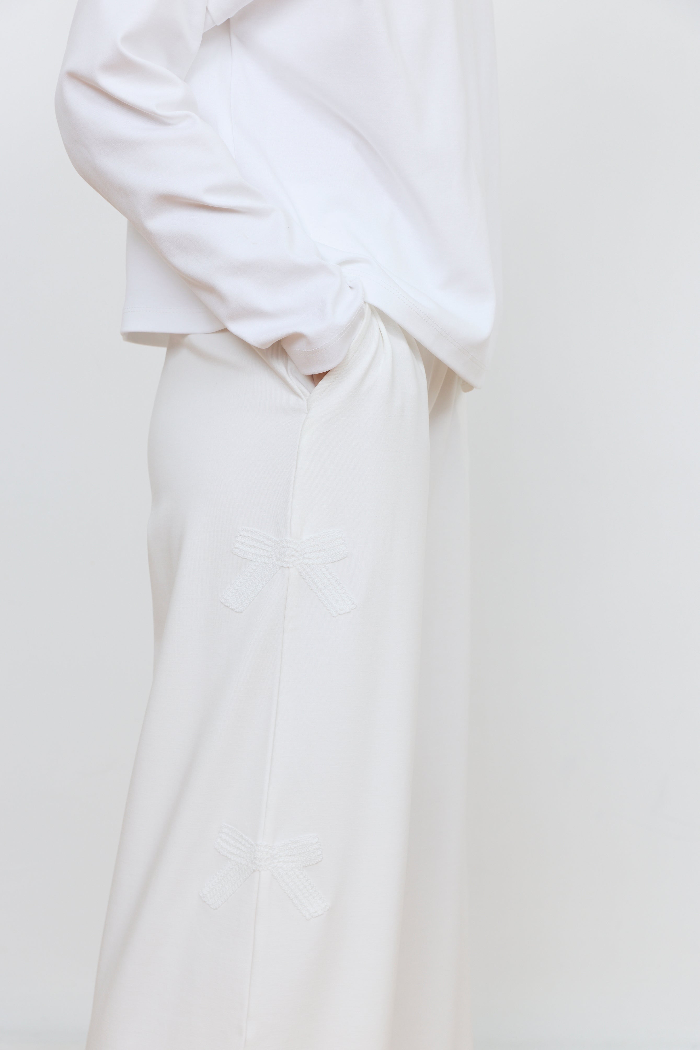 Comfort Wide-Leg Trousers